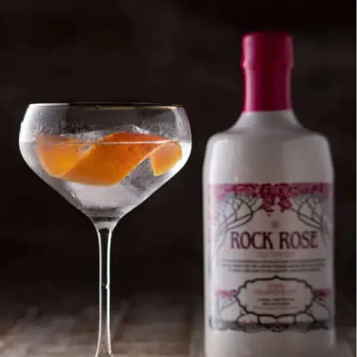 Old Tom Pink Grapefruit Perfect Serve